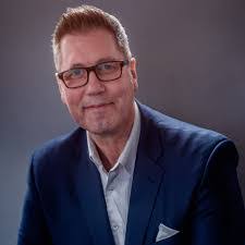 David Speaker's Instagram, Twitter & Facebook