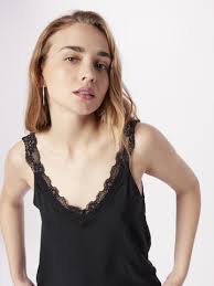 ABOUT YOU Top 'Melissa' vo farbe Čierna