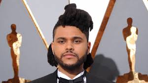 Canadian musician the weeknd, real name abel tesfaye, sent the internet into a frenzy when he unveiled a new look at the 2019 toronto independent film festival monday night. The Weeknd Debuts A Totally New Look On The Red Carpet Huffpost