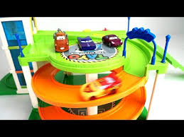 This software was developed alongside a real 2 year old. Color Changing Disney Cars With Surprise Toys Youtube