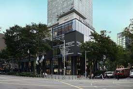 Robinsons had already closed its jem mall store just a few months ago. New Robinson Premise Review Of Robinsons The Heeren Singapore Singapore Tripadvisor