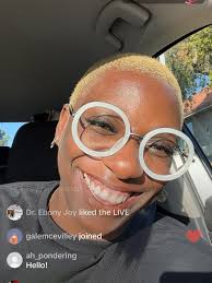 Guys we're having a blonde-off. Who you got your money on? Me & my random  selfies or Mrs. Cabbage Patch?