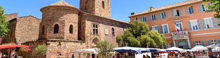 Es sind viel mehr unbekanntere ortschaften wie das kleine feriendorf port grimaud, das mit seiner mischung aus kanälen und brücken an die italienische stadt venedig erinnert. 3 259 Ferienwohnungen Ferienhauser In Frejus