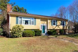 Killingly plainfield windham all in windham county. 15 Homes For Sale In Killingly Memorial School Zone