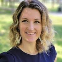 Karla Baxter's Instagram, Twitter & Facebook