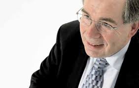 Land Registry Annual Report and Accounts 2005/6 Creating a comprehensive  Land Register HC 1434