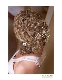 Curly Hair Stylist Specializing In Bridal Hair Ny Curly Bride Curly Hair Styles Curly Hair Inspiration Hair Beauty