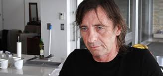 AC/DC drummer Phil Rudd believes he is being treated unfairly by authorities who have convicted him for possessing 27 grams of cannabis. - 101202_phil_rudd_MAIN