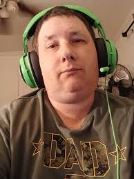 Gamer from Little Rock introduces himself