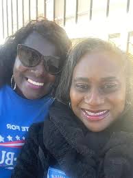 I am proud to announce an endorsement of my mayoral campaign from the  Portsmouth Education Association. Join me in thanking them for their  endorsement. 💙