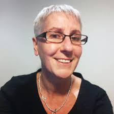 Rebecca Bottomley's Instagram, Twitter & Facebook