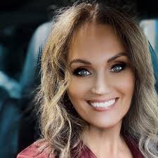 Wishing my youngest Brat a happy 17th birthday!! She's still my favorite  Christmas gift.