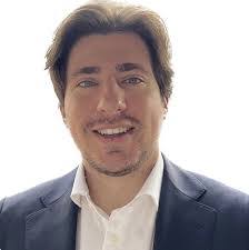 Daniel Mannino's Instagram, Twitter & Facebook