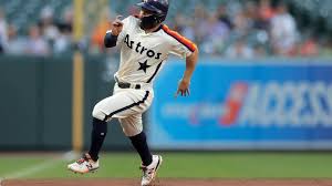 Gabriel ynoa pitched six sharp innings after starter wade miley was forced out of the game by the impact of two line drives, and chris davis. Miley Helps Astros Beat Orioles 3 2 For 7th Straight Victory Abc News