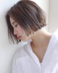 前髪なしボブが色っぽい 30代女性に似合う大人のヘアカタログ folk 前髪なし ボブ 前髪なし ヘアスタイル
