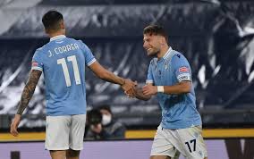 In sofferenza, la lazio supera il cagliari con un gol di ciro immobile nel secondo tempo e aggancia la roma al quarto posto in classifica a 40 punti. Lazio Cagliari 1 0 Gol E Highlights Decide Immobile Aggancio Alla Roma Al 4 Posto Sky Sport