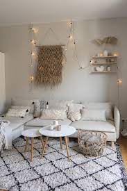 Ihr wohnzimmer ist ein allzweckraum, in dem ihre erinnerungen platz finden. Wandgestaltung Furs Wohnzimmer Deko Ideen Im Boho Stil Dreieckchen