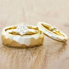 How to wear your wedding band. Engagement Ring Vs Wedding Ring What S The Difference Ken Dana Design