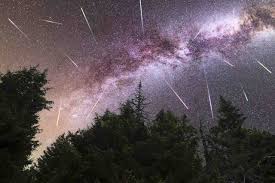 Oct 15, 2020 · perseu, filho de zeus e danai, é um dos heróis mais emblemáticos da mitologia grega, considerado um semideus. Etoiles Filantes Des Perseides Jusqu A 110 Etoiles Filantes Par Heure Le 12 Aout