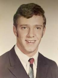 Andy Cain's Instagram, Twitter & Facebook