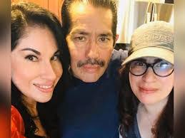 Monique Navarrete's Instagram, Twitter & Facebook