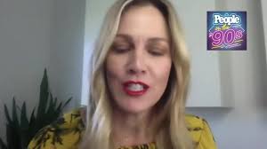 Jennie Garth Recounts Being Put in a Zoo Cage with Luke Perry to Escape  90210 Fans