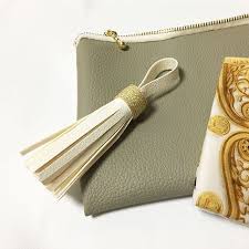 100均の合皮で簡単 おしゃれなタッセル タッセル おしゃれ 100均