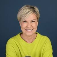 Petra Maynard's Instagram, Twitter & Facebook