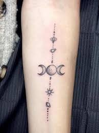 Of shooting stars and moons | shooting star blaze tattoo sun moon amp. 20 Unforgettable Moon Tattoos For Women In 2021 The Trend Spotter