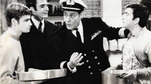 Λαμπροσ κωνστανταρασ has 13,628 members. H8opoios Apokalyptei O Lampros Kwnstantaras Moiraze Sfaliares Me Kati Xeria San Ftyaria Aftodioikisi Gr