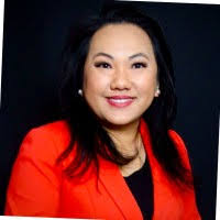 Kue Vang's Instagram, Twitter & Facebook