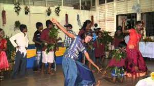 Sungai rengit is essentially a collection of fishing villages and is very popular with seafood lovers. Sjkt Ldg Spg Renggam 2010 Youtube
