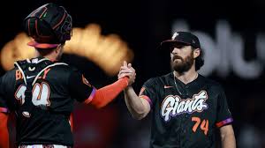 Giants' dominant pitching staff gives Tony Vitello win in first game vs. Dodgers