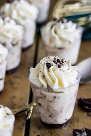 It tastes awesome and can be served in shot glasses. Oreo Cheesecake Dessert Shooters Sugar Spun Run