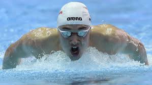 („hosszú karok és lábak, 2 méteres. Milak Brutalis Uszassal Jutott Dontobe 200 Pillangon 24 Hu