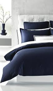 6 Amazing Places To Find Luxury Bedding Curated For You By Plushbeds Http Plushbeds Life Ama Luxury Bedding Bed Linens Luxury Luxury Bedding Master Bedroom