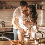 صور بوس أجمل صور قبلات كلام وصور عن القبلة والبوس Kiss Pictures Photo Quotes Pictures