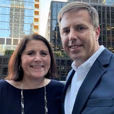 Looks like Keith Hernandez found someone to help him move.