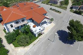 Interval mjerenja ovisno o lokaciji iznosi od 1 do 15 minuta. B B Ave Maria Vrpolje