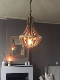 landelijke hanglamp kroonluchter hout ans woonshop houten kroonluchter kroonluchter eetkamer lamp landelijk
