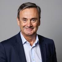 900+ "Farrow" profiles