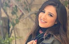 كثيرات لا يعرفن استخدام مستحضرات التجميل والمكياج بطريقة صحيحة. Aszr Wkvlup Qm