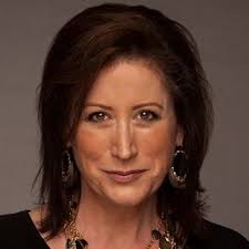 Sheryl Lilly's Instagram, Twitter & Facebook