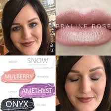 Character Eye Color and Humorous Drawing Comment