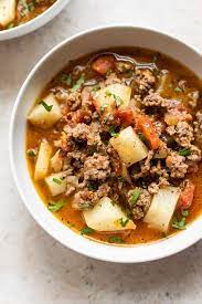 This Easy Hamburger Soup Recipe Is Comforting Healthy And Delicious Lean Ground Beef Potatoes Beef Soup Recipes Easy Hamburger Soup Soup With Ground Beef
