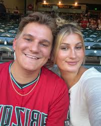 Paige Anthony (@paigemarieanthony) • Instagram photos and videos