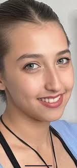 Hiiiiiiiiiii I'm Bunny, player of Meliora Opus 👋🏻 (they/them for both Bun  and Meliora) Special shoutout to my band mates in the Darkwave, when we  show up we show up 💅🏻 Jim