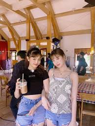 Miyeon, minnie, soyeon, yuqi, and shuhua. 200724 U Cube Update Minnie And Soojin Gidle