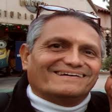 Diego Loaiza's Instagram, Twitter & Facebook