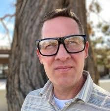 Ken Mayes's Instagram, Twitter & Facebook